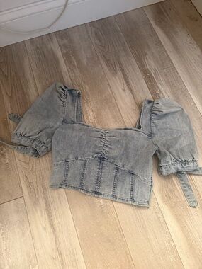 Adika Light Blue Denim Puff-Sleeve Cropped Top